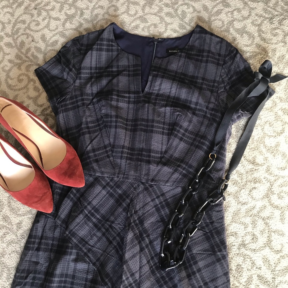 NWT -  Banana Republic Plaid Sheath Dress